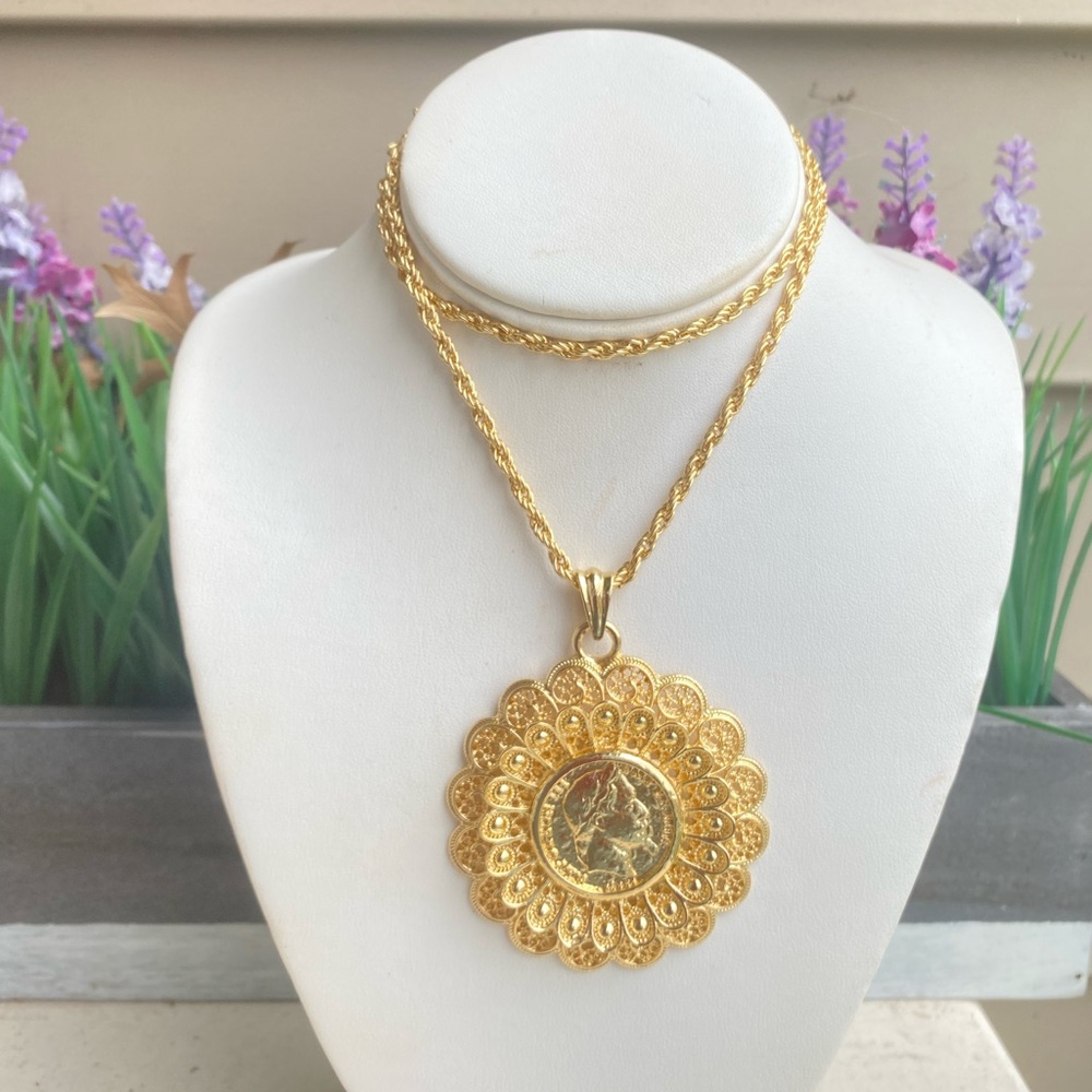 - GG NECKLACE - Picture 5 of 10